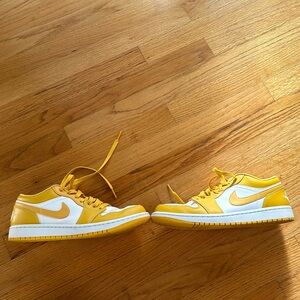 Air Jordan 1 Low Pollen